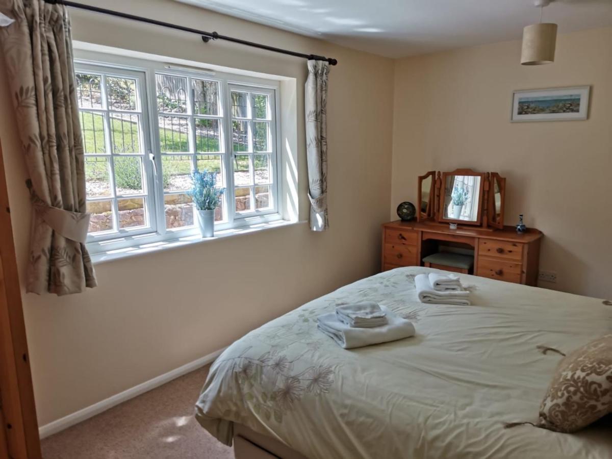 Sea Views, Private Garden, Comfortable Family And Dog Friendly Vakantiehuis Porlock